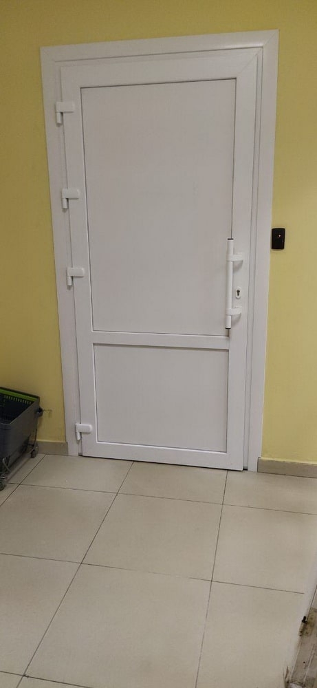 https://velikijnovgorod.delaem-okna.ru/storage/app/uploads/public/63f/5a8/7b6/63f5a87b64a4b714558517.jpg